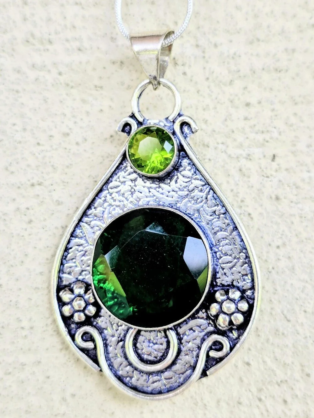 Chrome Diopside & Periodot Pendant Necklace In 925 Sterling Silver (2.5